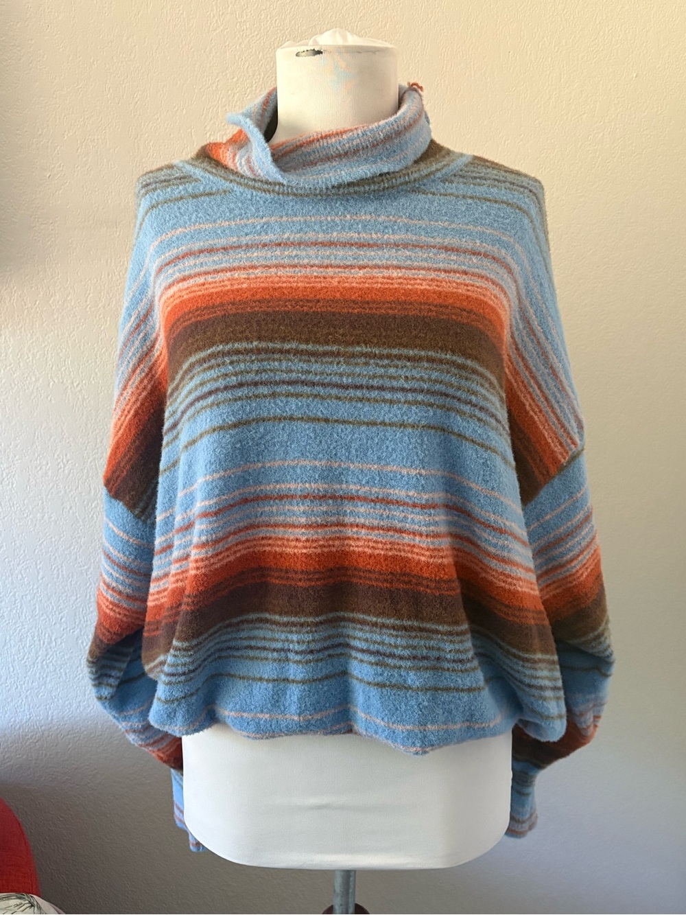 Wilfred free blue Orange striped soft oversized turtleneck size L